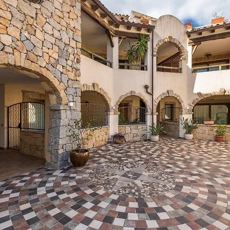 Maison Pinella - Casa In Centro Con Terrazza