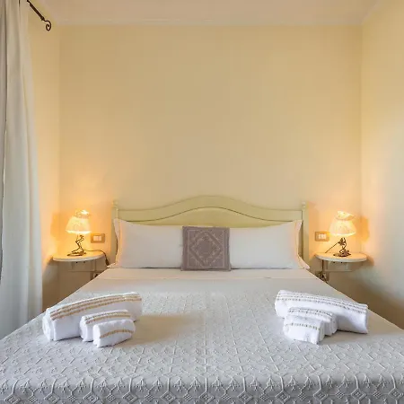 Maison Pinella - Casa In Centro Con Terrazza Villasimius