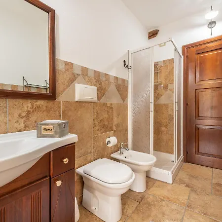 Maison Pinella - Casa In Centro Con Terrazza Apartman Villasimius