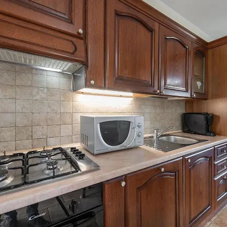 Apartman Maison Pinella - Casa In Centro Con Terrazza