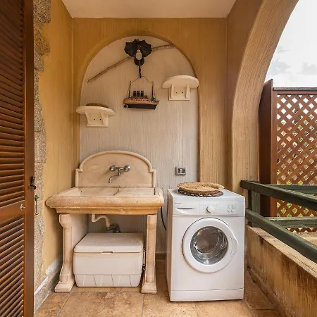 Maison Pinella - Casa In Centro Con Terrazza * Villasimius